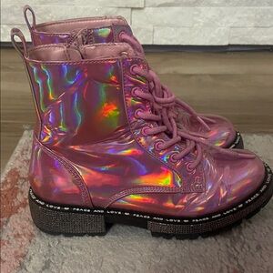 Steve Madden Iridescent Pink Girls Boots
